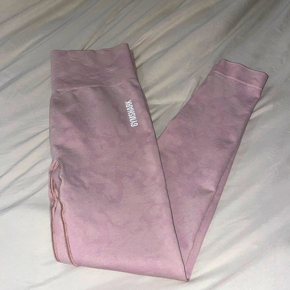 Gymshark Pants - Gymshark Adapt Camo Seamless Leggings 🦈🩷